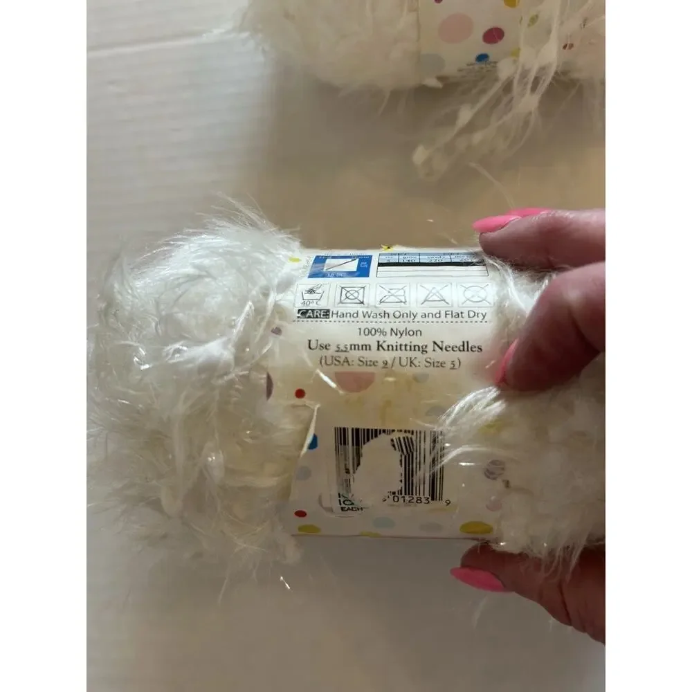 Vtg Yarn Bee Yarn PLAYFUL Lot of 2 Skeins Snow White Solid 5oz 220yds 100% Nylon